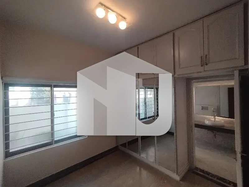 A Beautiful Full House Is Available For Rent, photo 22