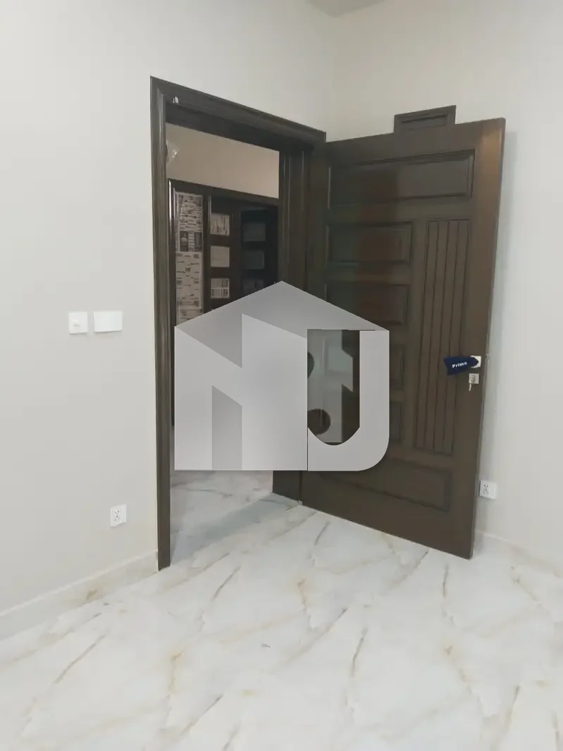 1 Kanal Full House for Rent in DHA Phase 2, Islamabad | 6 Bed Luxury Living A spacious and well-maintained 1 Kanal full house is available for rent in the prime location of DHA Phase 2, Islamabad. Ideally located near parks and commercial areas, this hou, photo 25