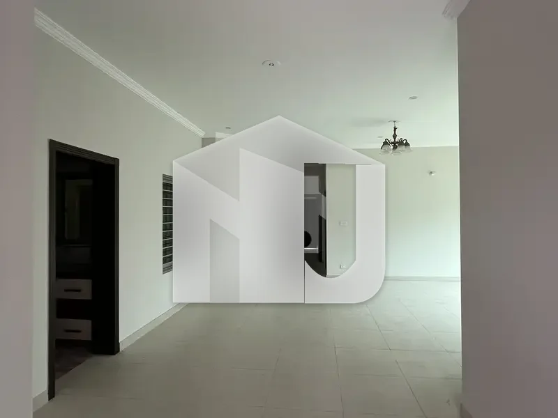 24 Marla Triple Story House For Rent in G-14, photo 5