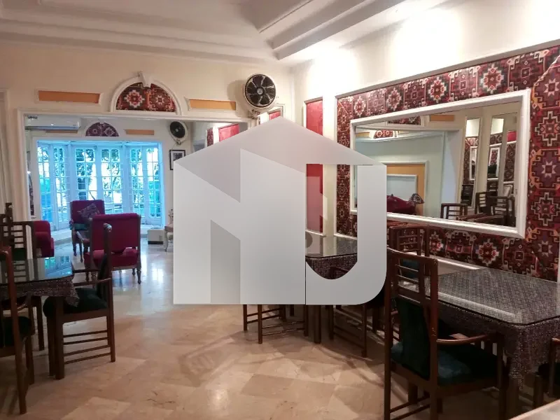 Spacious 10 Bedroom House for Rent in F-8, Islamabad, photo 6