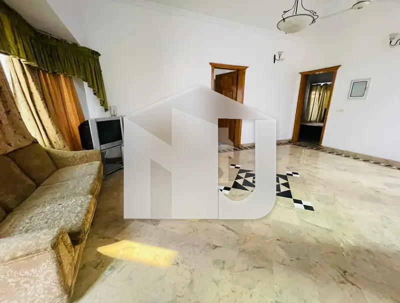 Spacious 5-Bedroom House For Rent In F-8 Islamabad 1 Kanal, photo 3
