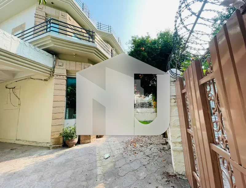 Spacious 5-Bedroom House For Rent In F-8 Islamabad 1 Kanal, photo 17