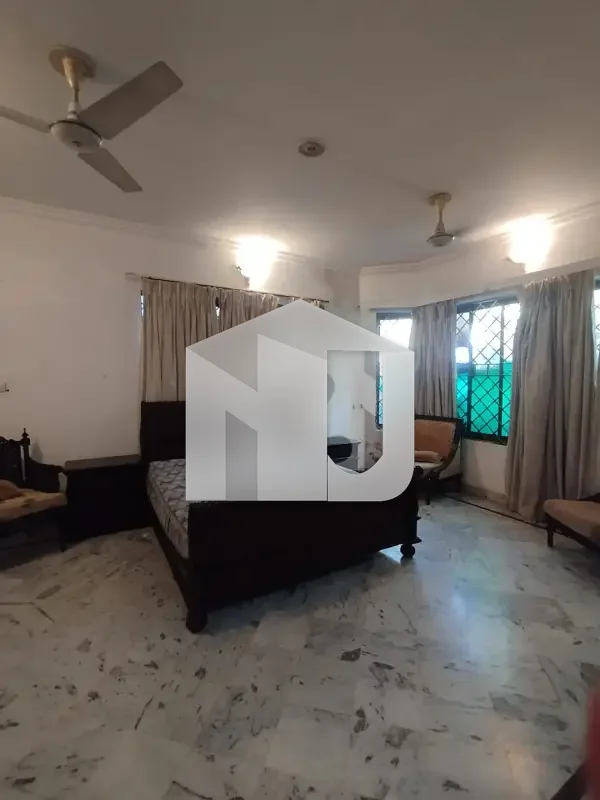 Spacious 5-Bedroom House For Rent In F-8, Islamabad, photo 7