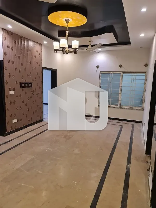 Ground Portion Available For Rent, photo 3