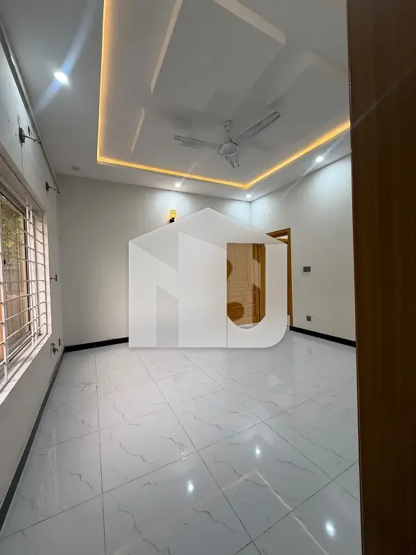 Uper portion available for Rent, photo 12