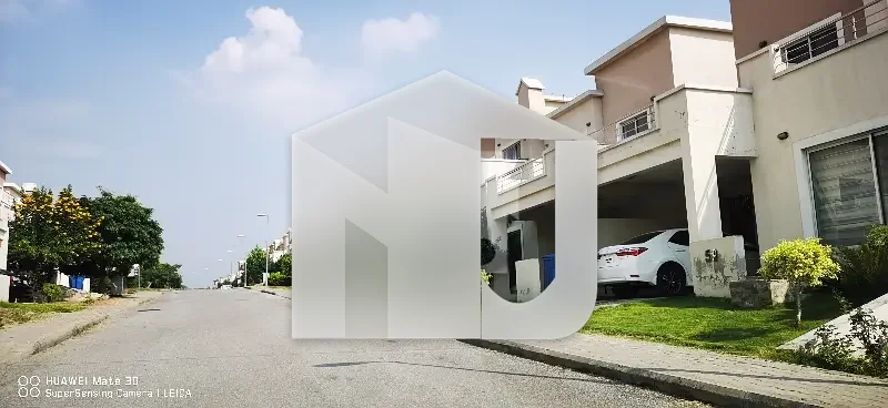 8 Marla Villa For Rent In DHA 7, photo 2