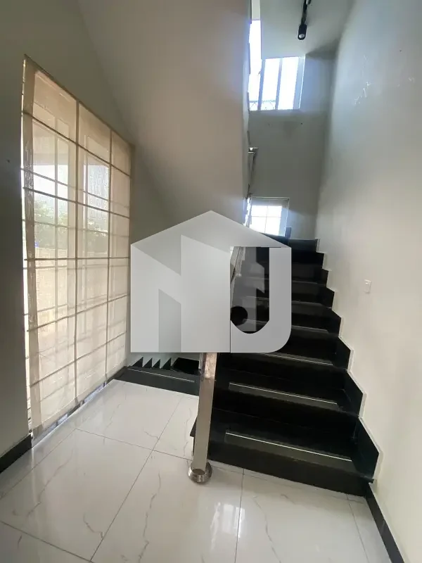 8 Marla Triple Storey Brand New Condition Luxury Designer House Available For Rent In D12 Near To Markaz & Family Park, photo 16