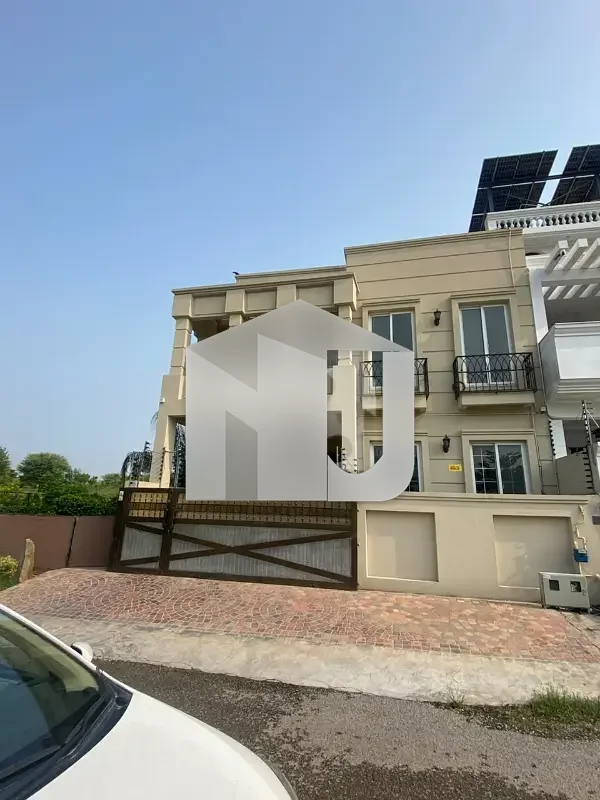 8 Marla Triple Storey Brand New Condition Luxury Designer House Available For Rent In D12 Near To Markaz & Family Park, photo 5
