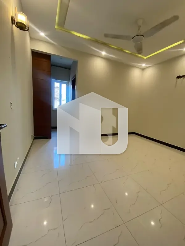 8 Marla Triple Storey Brand New Condition Luxury Designer House Available For Rent In D12 Near To Markaz & Family Park, photo 2