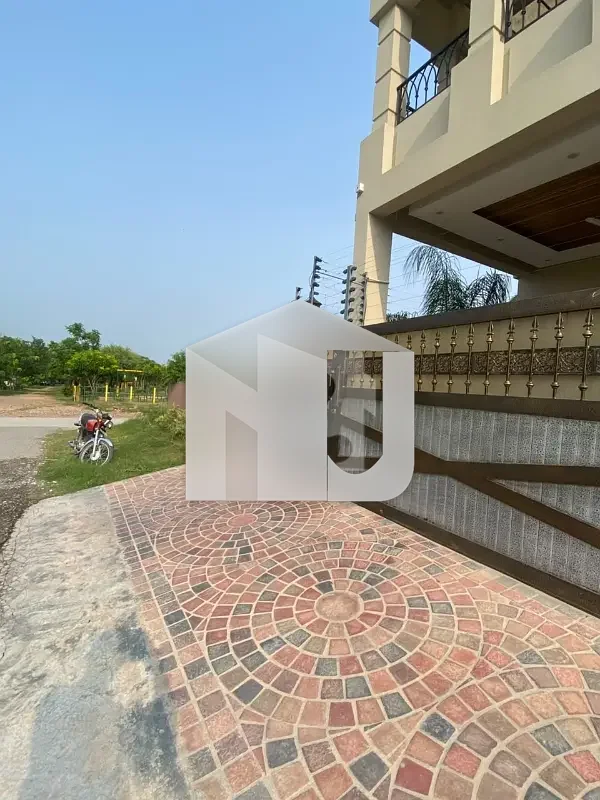 8 Marla Triple Storey Brand New Condition Luxury Designer House Available For Rent In D12 Near To Markaz & Family Park, photo 4