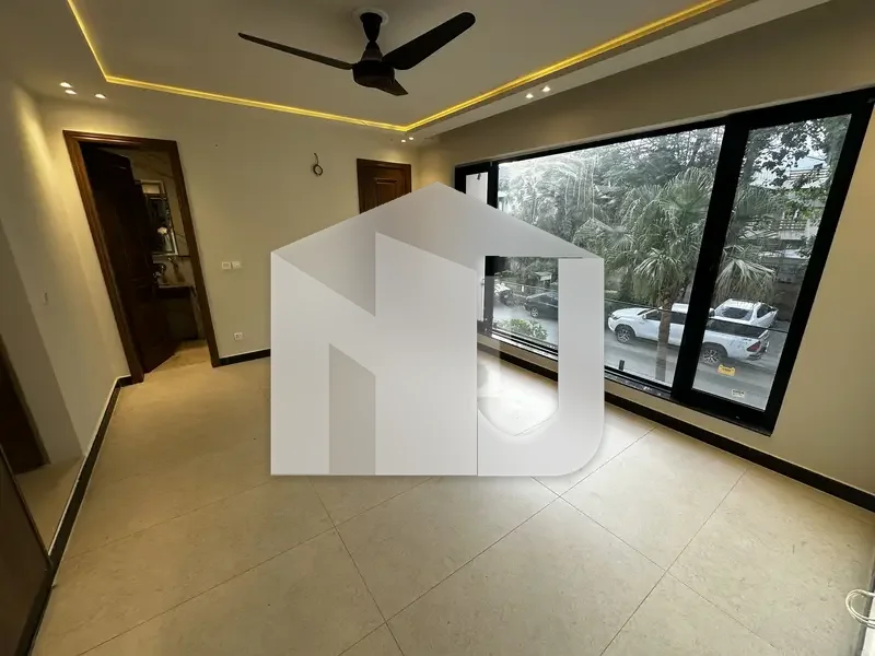 F-6 Brand New Luxurious House For Rent, photo 7