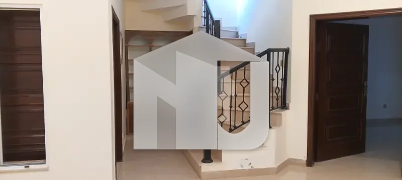 D-12 Islamabad 4Marla House For Rent 3bed With Washroom Drawing Dining Tvl Kichen Parking Gas Electric, photo 26