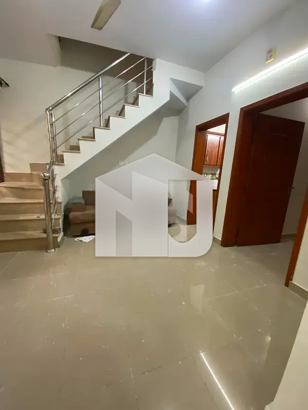 D-12/1 Islamabad 5 Marla Triple Storey House For Rent 4bed With Washroom Drawing Dining Tvl 2kichen Mumty Basement Full Hall Parking, photo 21