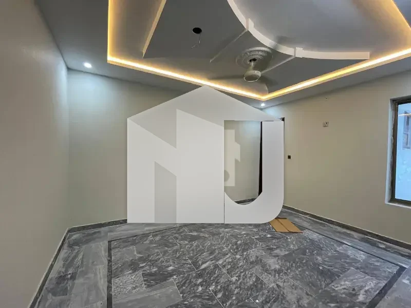 D-12/1 Islamabad 5 Marla Triple Storey House For Rent 4bed With Washroom Drawing Dining Tvl 2kichen Mumty Basement Full Hall Parking, photo 4
