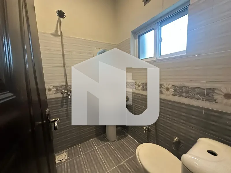 D-12/1 Islamabad 5 Marla Triple Storey House For Rent 4bed With Washroom Drawing Dining Tvl 2kichen Mumty Basement Full Hall Parking, photo 11