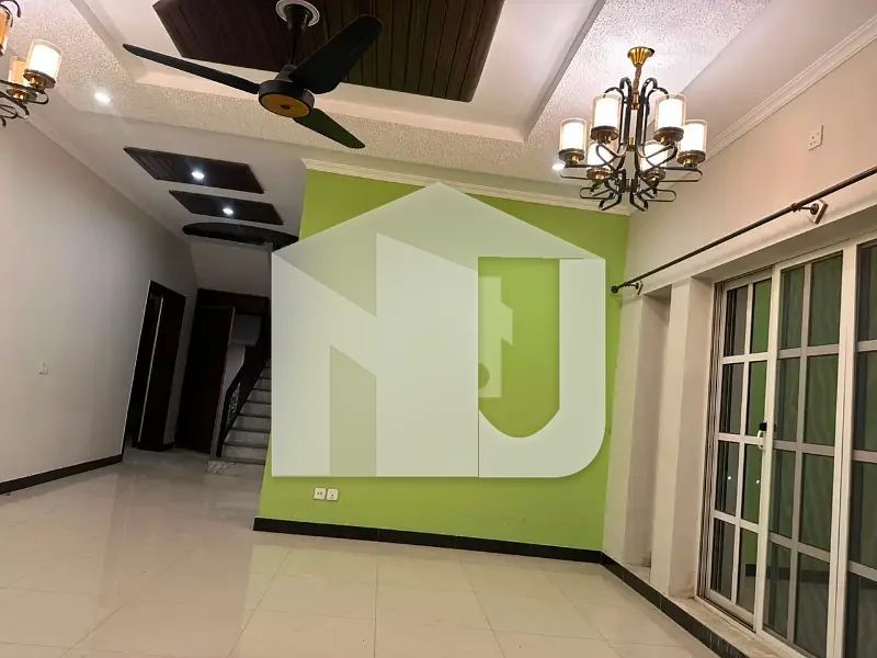 1.5 Kanal Beautifully Built Brand New Double Storey House Available for rent in BaniGala, photo 10