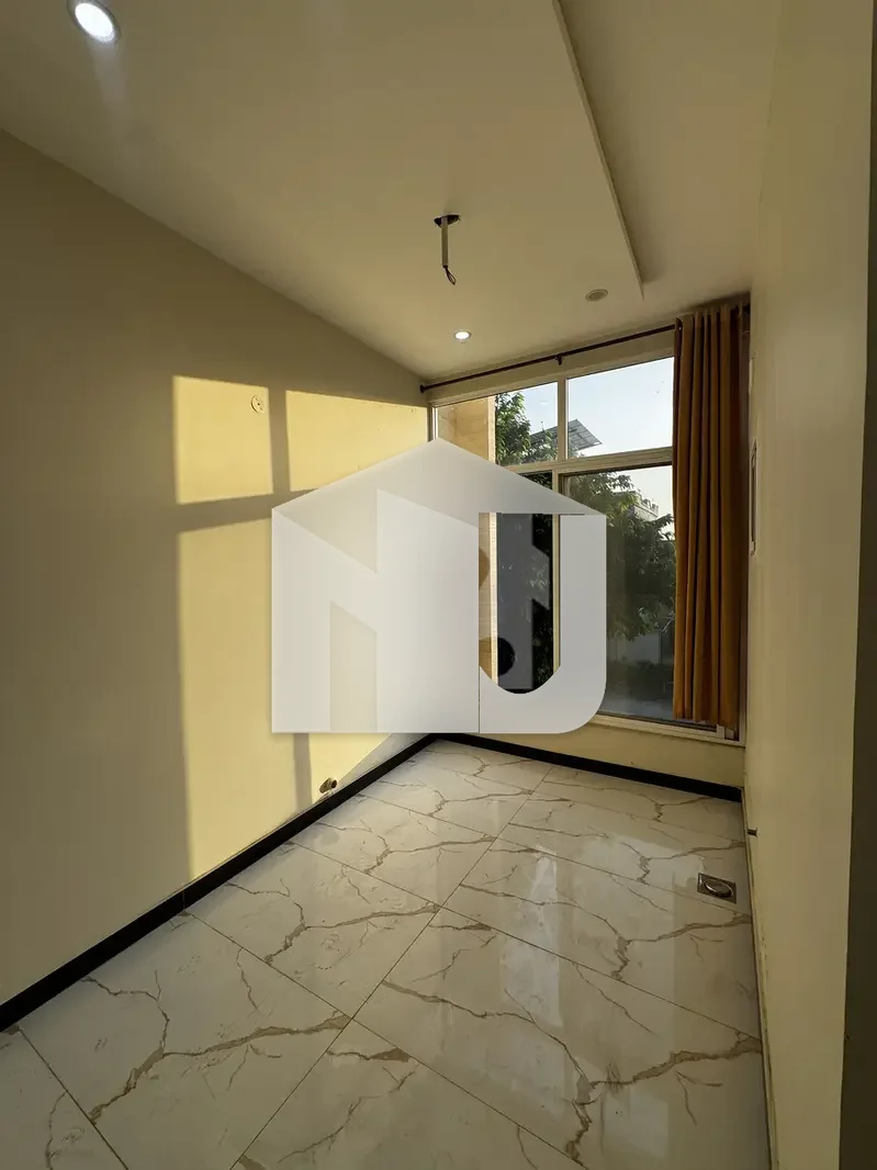 5 Marla Beautiful Descent Full House Available For Rent In B-17 Islamabad, photo 6