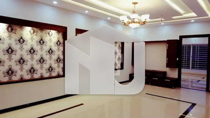 6 Bedroom Attach Washroom One Servant Room Attach Washromm 10 Marla House D 12 Islamabad, photo 14
