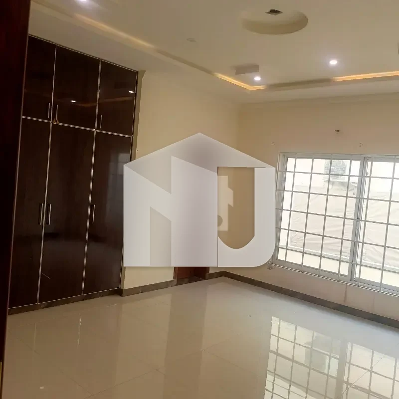 1 Kanal Full House Available For Rent, photo 2