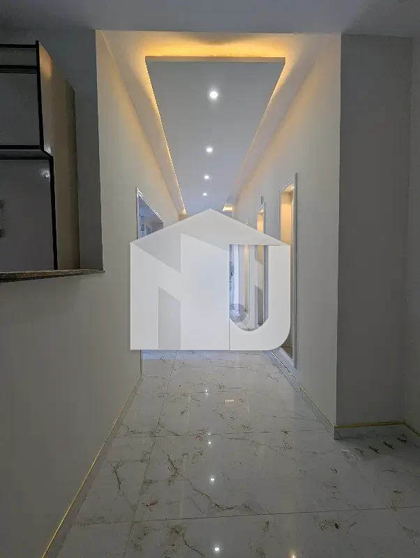 Beautiful Designer Full House Available For Rent, photo 9
