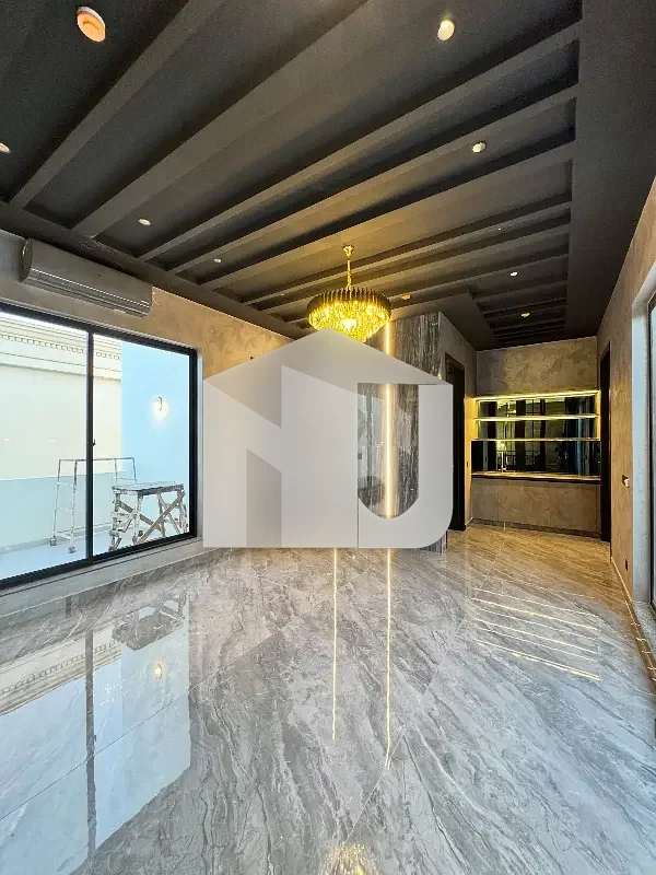 Triple Storey Top City 1 Kanal House For Rent, photo 9