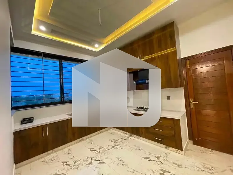 ONE KANAL BRAND NEW LUSH DESIGNER HOUSE FOR RENT IN DHA 2 ISB, photo 15