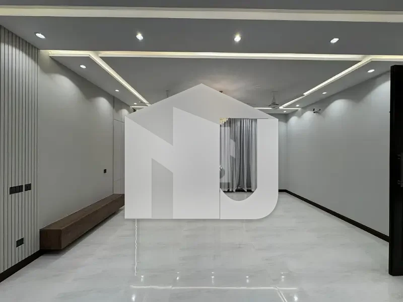 ONE KANAL LIKE BRAND NEW DESIGNER HOUSE FOR RENT IN DHA PHASE 2 ISLAMABAD, photo 9