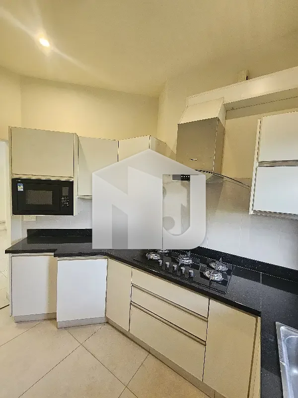 Luxury Unfurnished Full House For Rent In Prime Location., photo 11