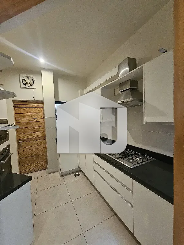 Luxury Unfurnished Full House For Rent In Prime Location., photo 14