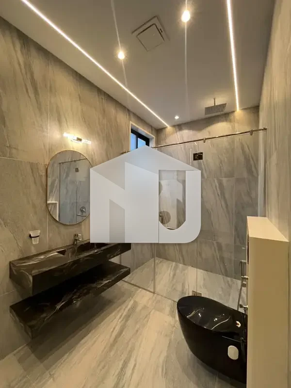 ONE KANAL BRAND NEW DESIGNER HOUSE FOR RENT IN DHA PHASE 2 ISLAMABAD, photo 11