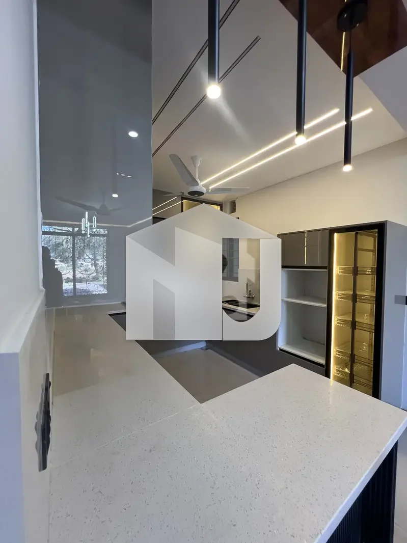 14 Marla Brand New First Entry House Near To Markaz And Family Park, photo 3