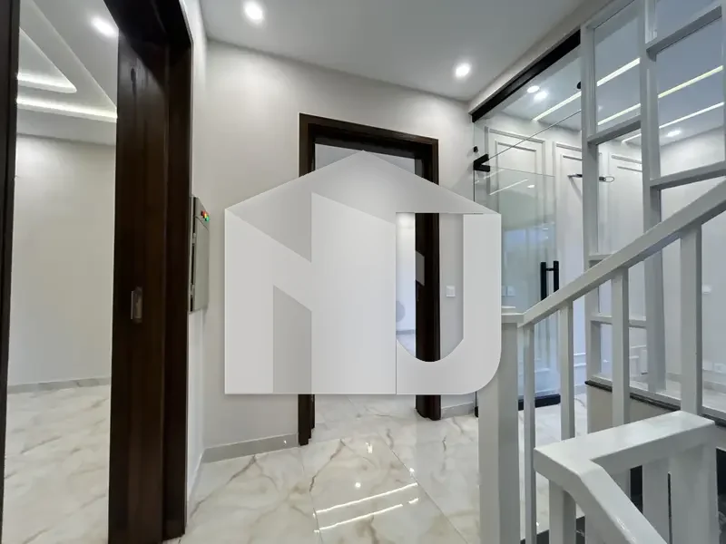 Brand New Designer House Is Up For Rent, photo 8