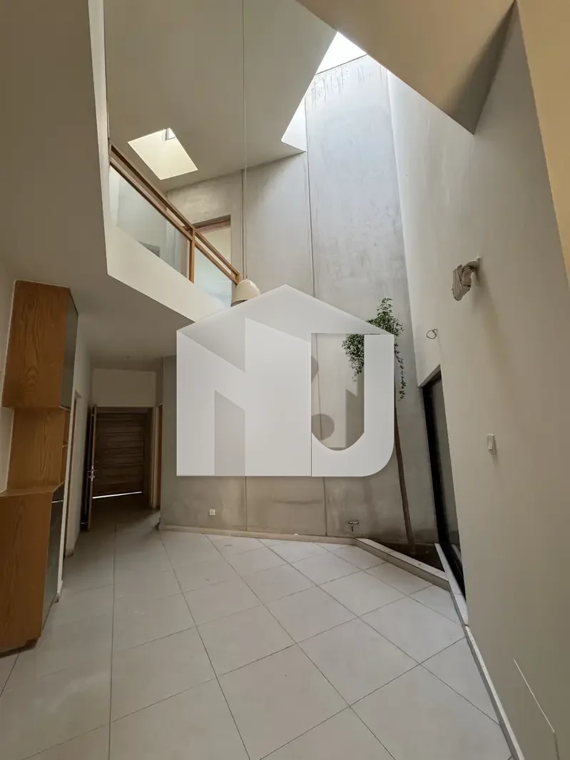 BRAND NEW DESIGNER HOUSE IN D-12/1, photo 2