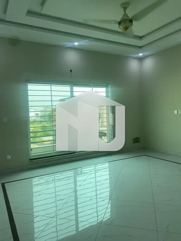1-Kanal brand New house available for rent in topcity-1 Islamabad near airport, photo 8