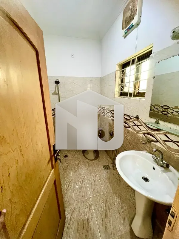 8 MARLA FULL HOUSE FOR RENT WITH SOLAR SYSTEM IN CDA APPROVED SECTOR F 17 ISLAMABAD, photo 12