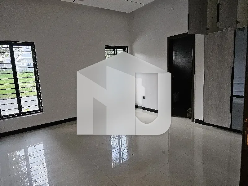 Top City 1 500 Gaz Lower Ground Available For Rent 2 Bed 3bath Dd Tvl Kitchen Parking, photo 27