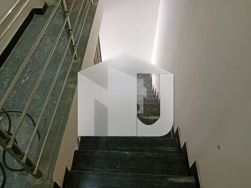 10 Double Storey House For Rent Available, photo 25