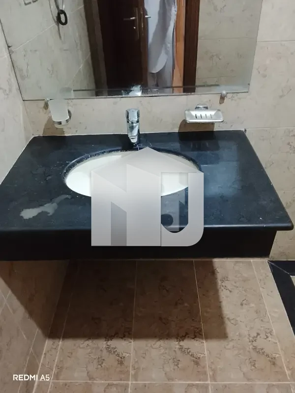 E-11/3 1 kanal Ground Plus Basement 5beds Attached Bath Drawing Room Dining Room Tv Lounge Servant Quarter Separate Gate 3car Parking Available For Rent, photo 6