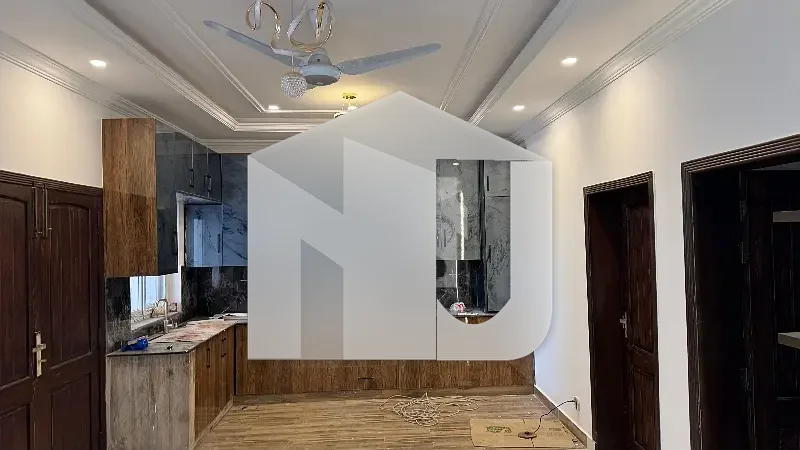 Brand new 6 marla house for rent, photo 11