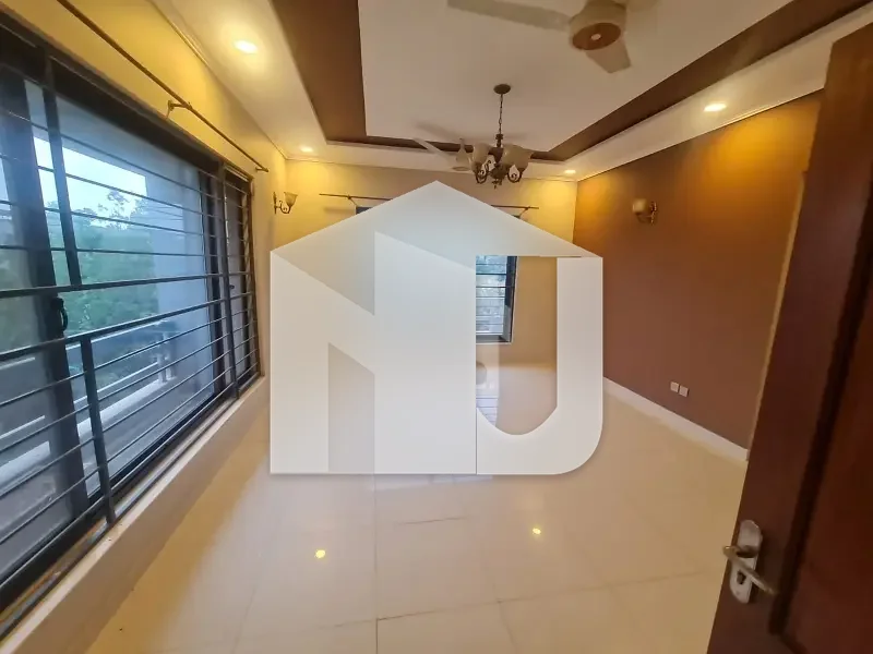 D-12/3 666 Square Yards House Up For Rent, photo 6