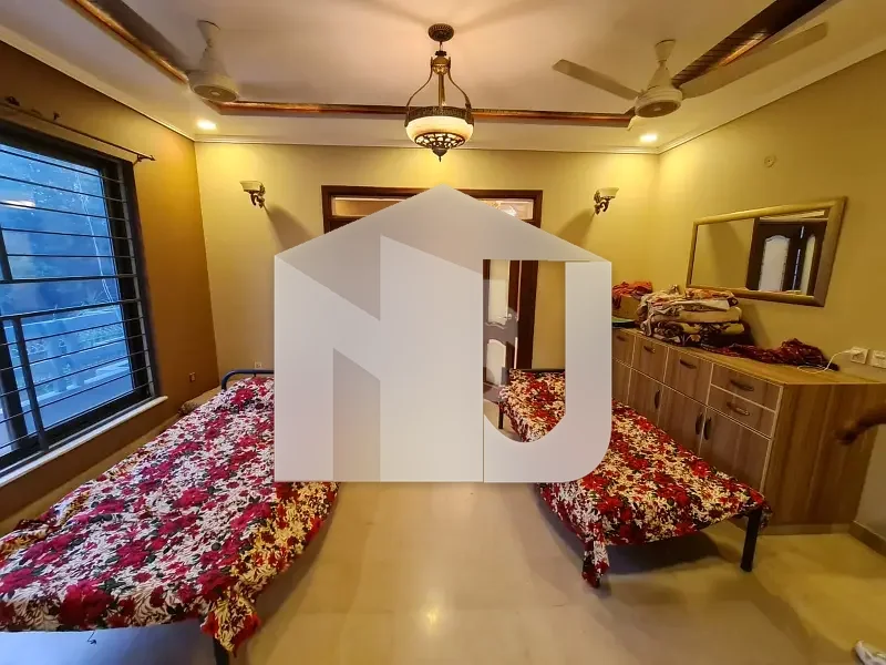 D-12/3 666 Square Yards House Up For Rent, photo 10