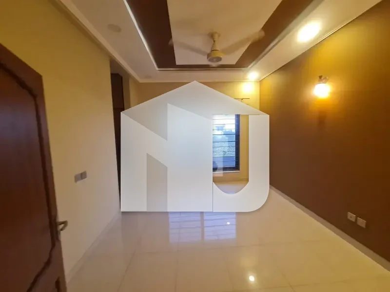 D-12/3 666 Square Yards House Up For Rent, photo 5