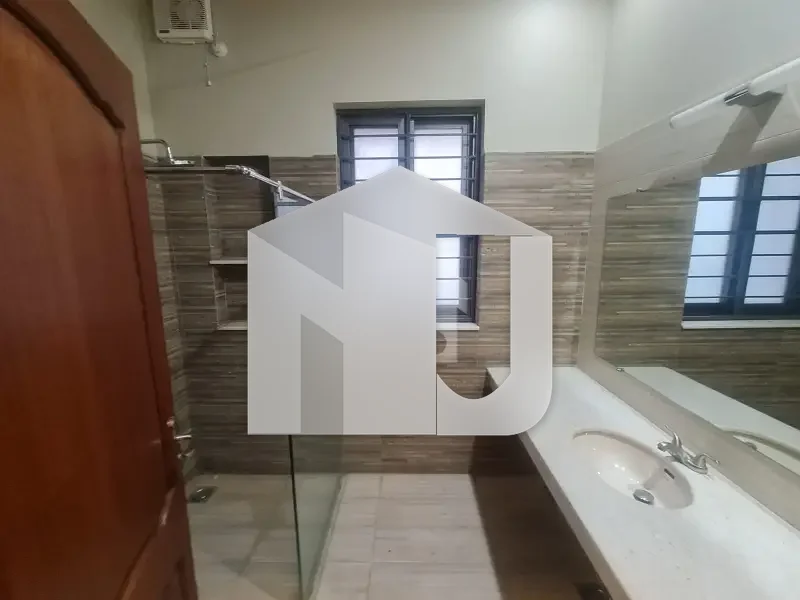 D-12/3 666 Square Yards House Up For Rent, photo 12