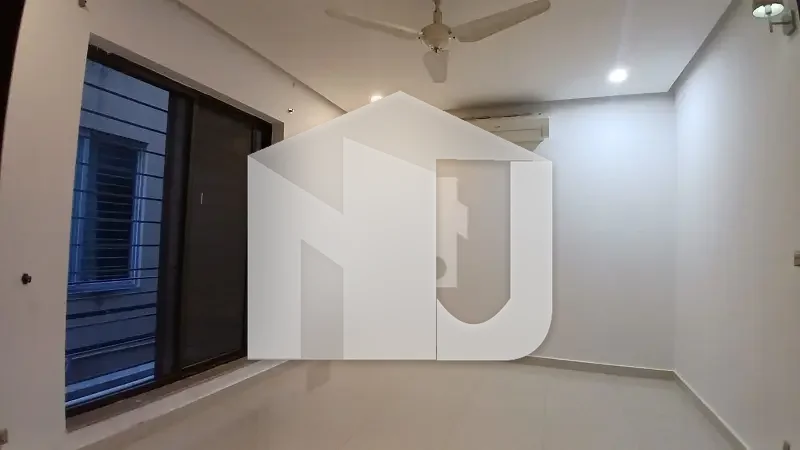 A House Of 20 Marla In Rs. 400000 (negotiable), photo 4