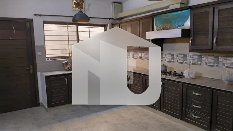 Beautifully Constructed House Is Available For Rent In E-11/3, photo 6