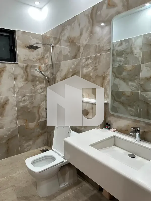 Brand New 1 Kanal Triple Storey House For Rent | Luxury Fully Furnished | 14 Bedrooms | Lift Installed | E-11/3 Islamabad, photo 5
