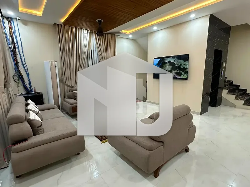 Brand New 1 Kanal Triple Storey House For Rent | Luxury Fully Furnished | 14 Bedrooms | Lift Installed | E-11/3 Islamabad, photo 16