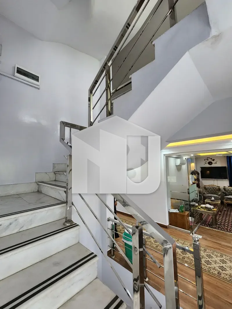 House Of 1 Kanal Available In E-11, photo 13
