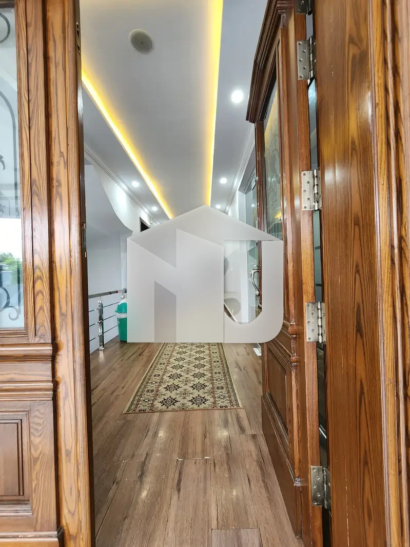 House Of 1 Kanal Available In E-11, photo 15