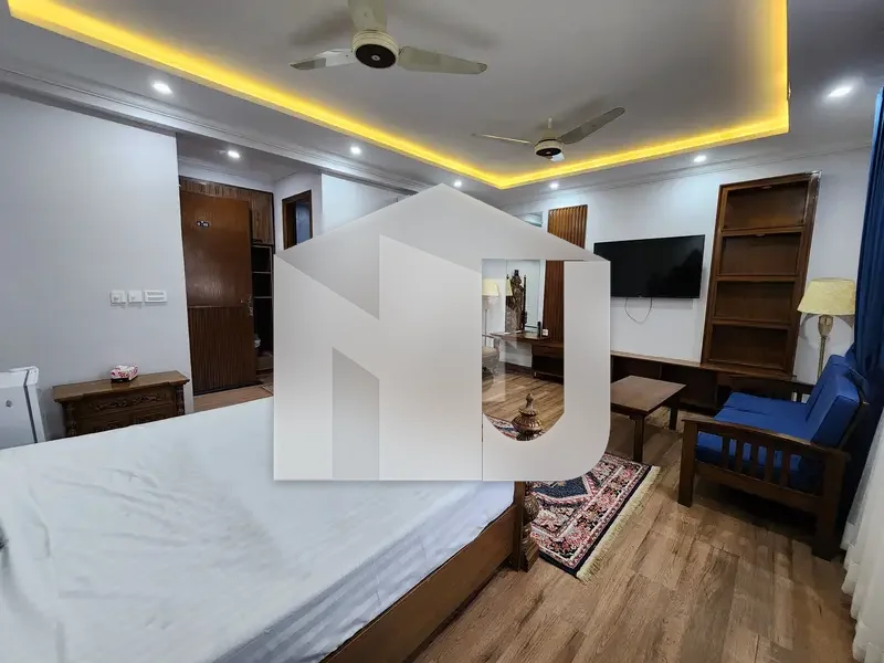 House Of 1 Kanal Available In E-11, photo 9